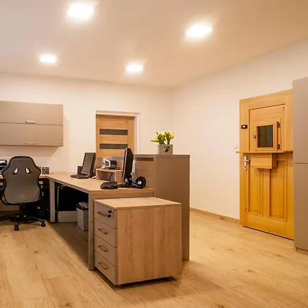 Hotelovy Dum Aparthotel *